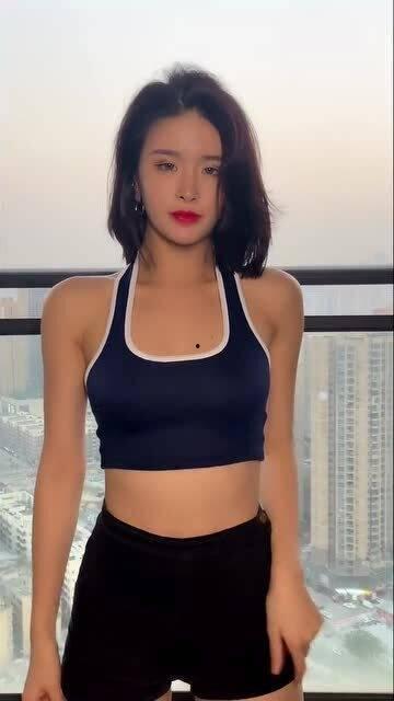 网红飒姐,网红界的时尚风向标，引领潮流新风尚