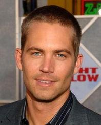 保罗沃克照片,永恒的赛车传奇，光影中的速度与激情