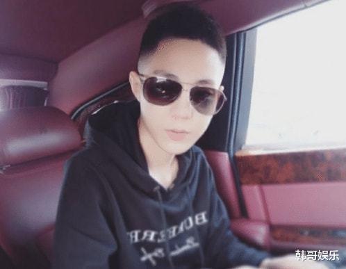 mc高迪生活照,探寻建筑大师的日常生活剪影